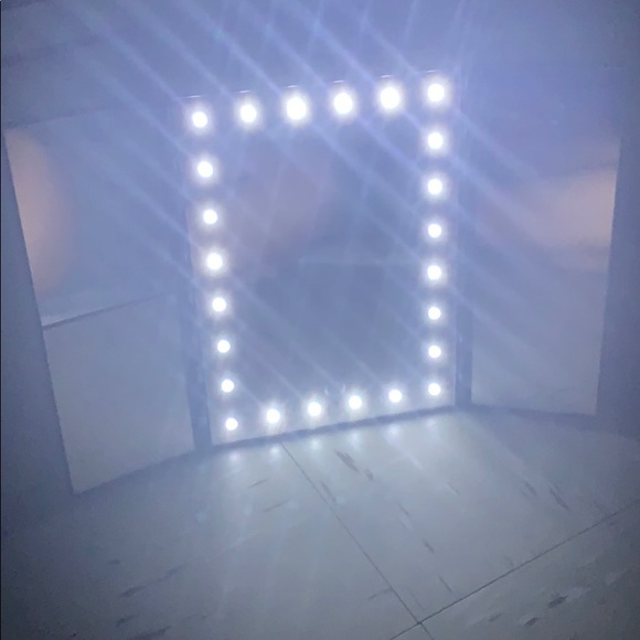 LED MIRROR - Picture 5 of 5